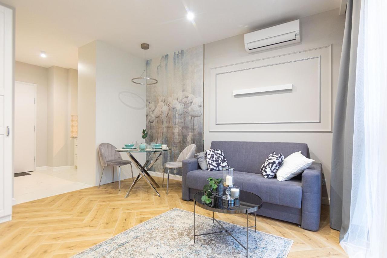 Targowa Bright Studio By Sofija Warsaw Ngoại thất bức ảnh